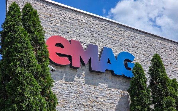 eMAG, sub controlul exclusiv al Naspers după acordul UE