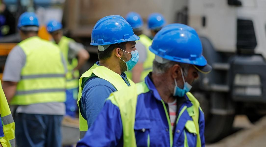Platforma pentru muncitorii străini, oficial deschisă în România