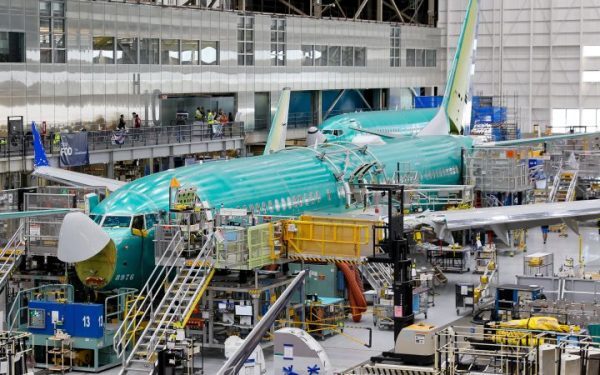 Boeing 737 MAX, surpriză neplăcută: FAA cere inspecția pentru fisuri