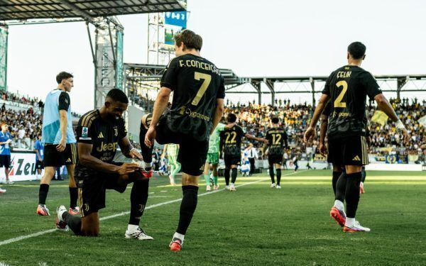Juventus, victorie grea în startul sezonului