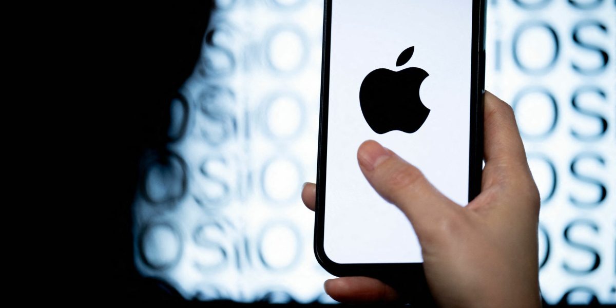Apple, cursă AI pentru China