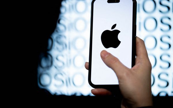 Apple, cursă AI pentru China