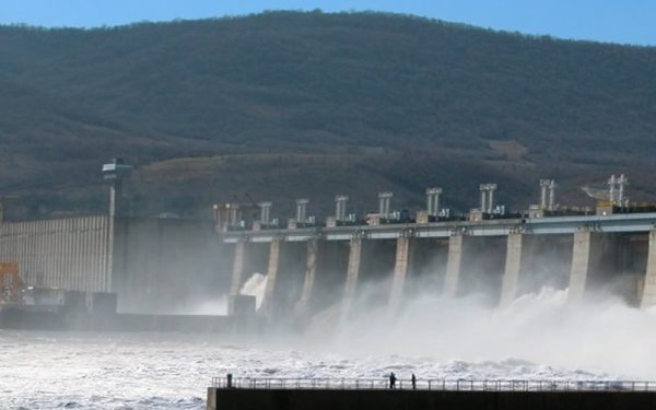 Hidroelectrica: Energie mai scumpă cu 18% pe piața angro în S1