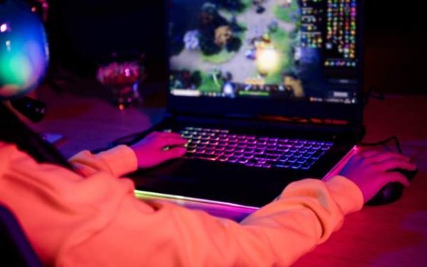 Microsoft majorează prețurile la Windows. PC-urile devin mai scumpe