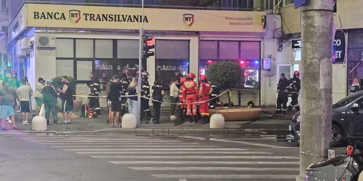Incendiu în București: 20 de locatari s-au salvat singuri