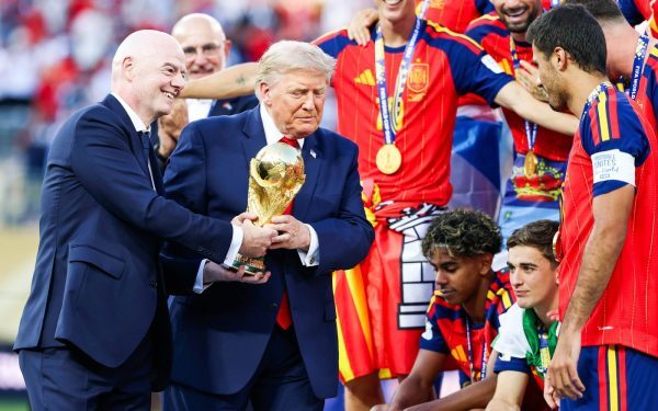 Trump, în poza istorică a Spaniei la Mondial. Gestul lui Infantino