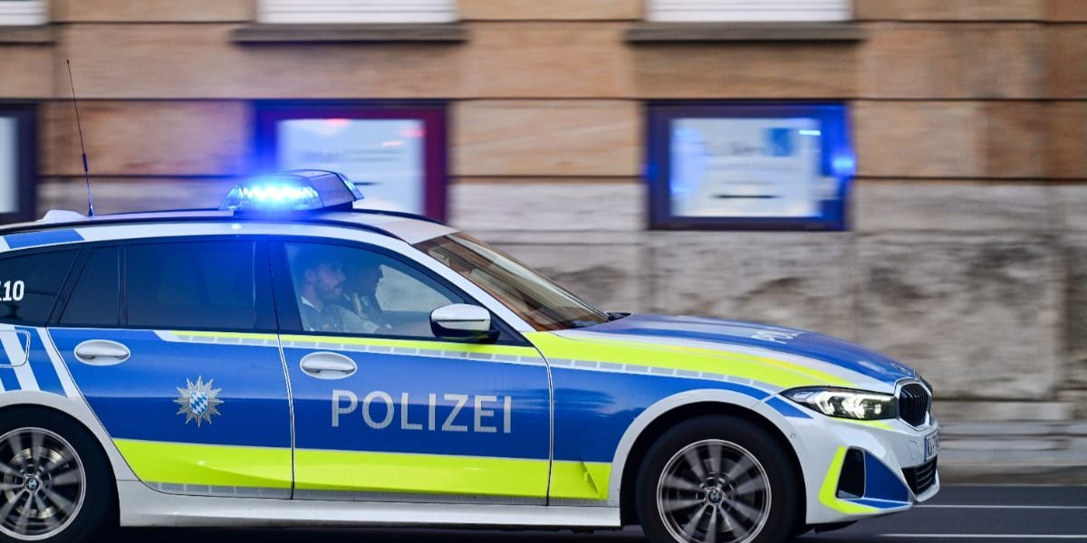 Șofer român, descalificat din microbuz în Germania! Pasager, la volan