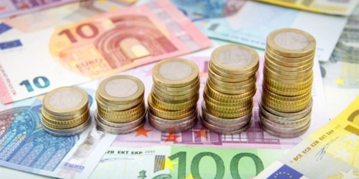Datoria României: Peste 232 mld euro, investiții străine în prăbușire