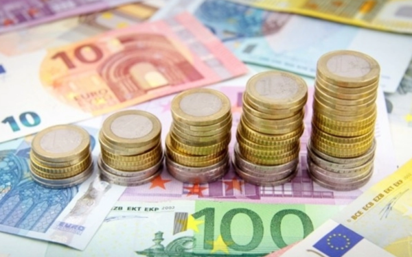 Datoria României: Peste 232 mld euro, investiții străine în prăbușire
