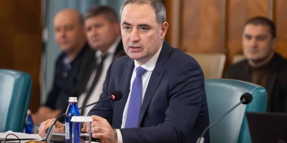 România: Economia prinde contur, PIB-ul scade mai lent