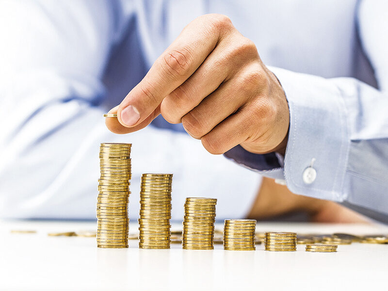 Românii, mai bogați: Averi de 2.000 mld lei în 20 ani