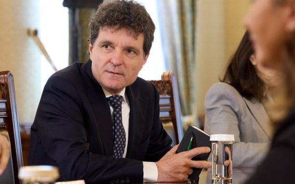 Nicușor Dan, ATAC LA CURTEA CONSTITUȚIONALĂ: CE CONTESTĂ LA LEGEA ANI