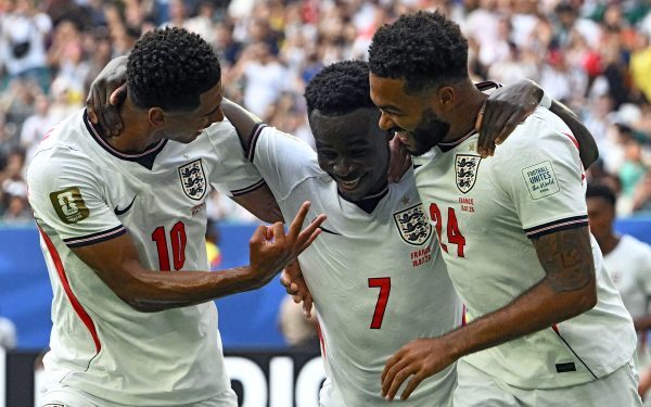 Anglia smulge bronzul Franței la Mondial într-un meci cu 10 goluri