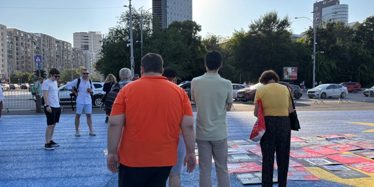 Bucureștenii iar în Piața Victoriei: „Refuzăm să acceptăm”