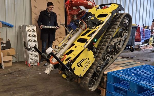 București: Robot românesc ce doboară drone și stinge incendii