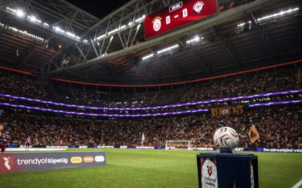 Șapte ani de suspendare pentru corupție în fotbal