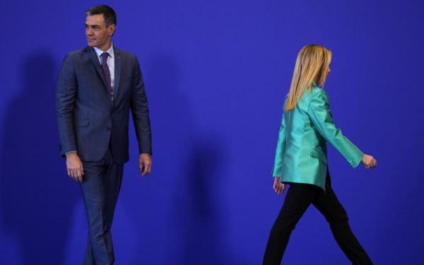 Italia-Spania: Madrid suspendă Schengen după furia lui Meloni