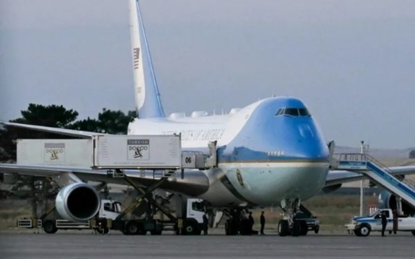 Trump, scandal în SUA după avionul rocambolesc de la Ankara