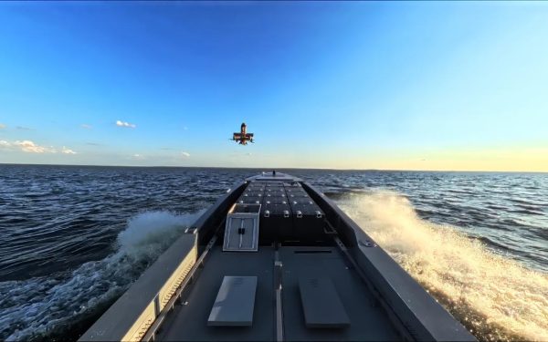 Ucraina, Primul Portavion de Drone: 40 de Aparate pe Salva