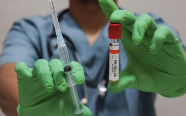 Vaccin salvator? Scade riscul de infarct și AVC cu 12%