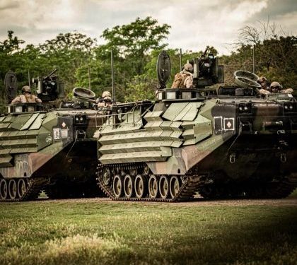 Amfibii americane AAV-7, acum la Forțele Navale Române