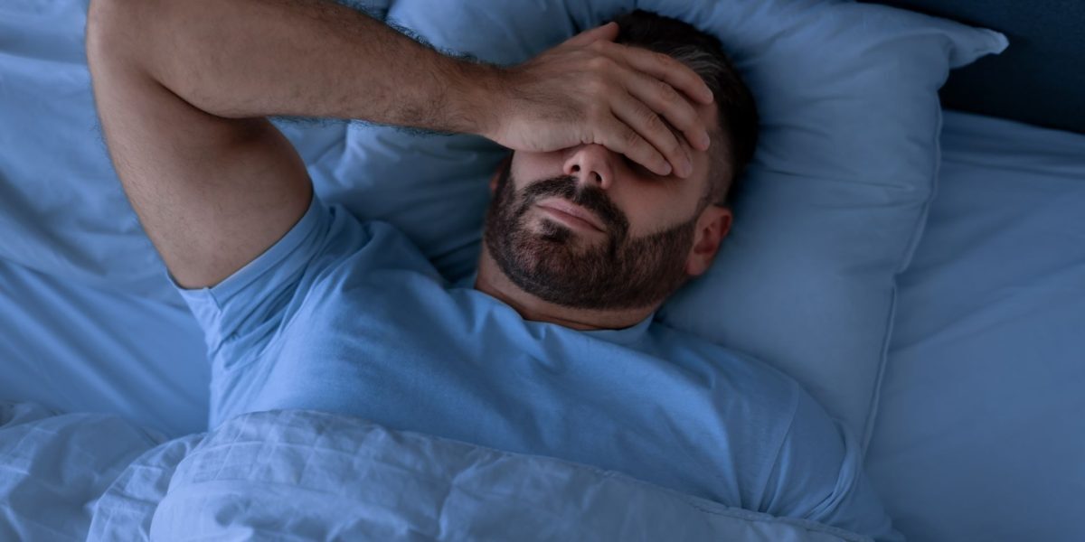 Somnul accelerează îmbătrânirea: Ce riscăm