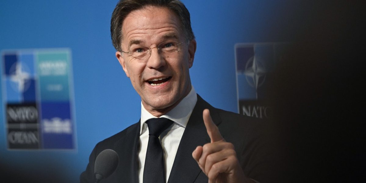Rutte: Rusia nu sparge NATO. Răspunsul Alianței la hibrid