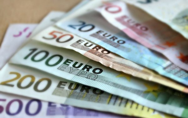 Ucraina cere UE 32,6 miliarde euro suplimentar