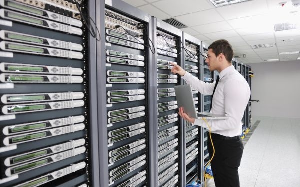 UE impune reguli dure centrelor de date