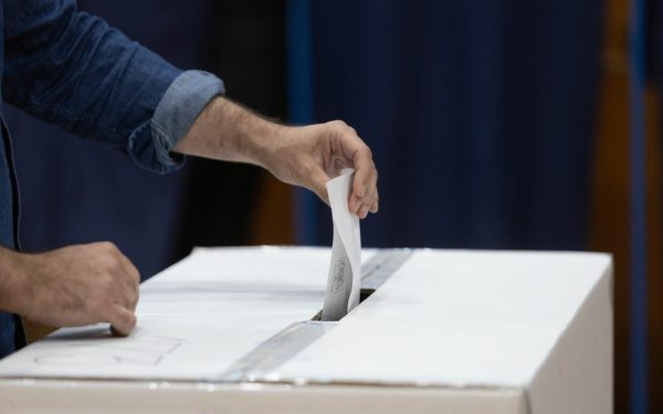 Suedia: Stânga, victorie strânsă după numărarea voturilor