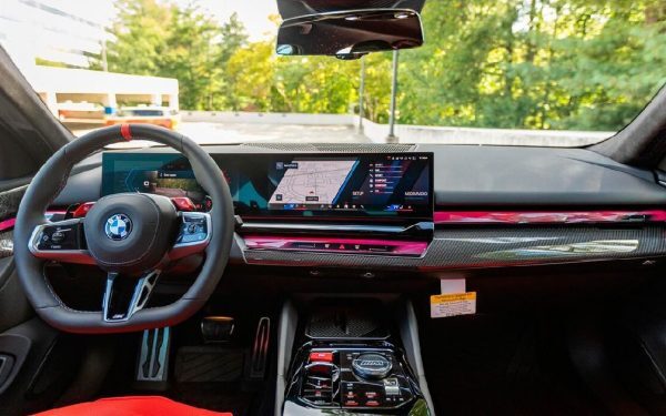 BMW M5 nou, pierdere-șoc: 16.000 de euro în 300 km