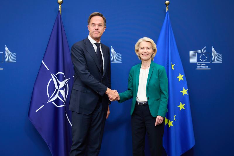 UE aprobă ajutor militar major pentru Ucraina