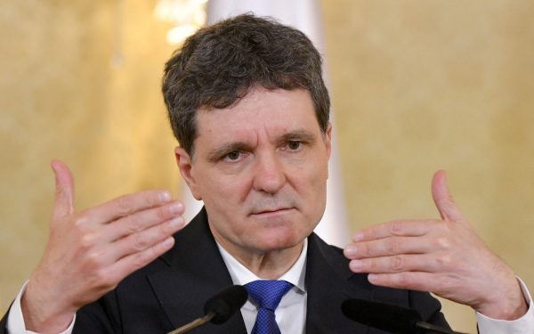 Nicușor Dan, Refuz AUR: Guvernarea, Vis Îndepărtat