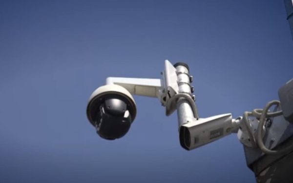 AI a greșit ținta: Polițiști în casă la 4 dimineața