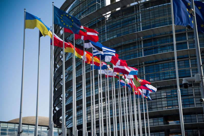 Țările candidate la UE: Intrați treptat în politicile europene