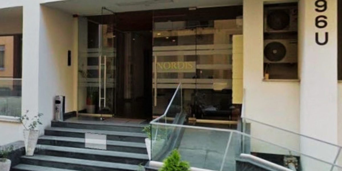 Milionarul Misterios: 100.000 EUR pe 2 Locuri de Parcare Nordis!