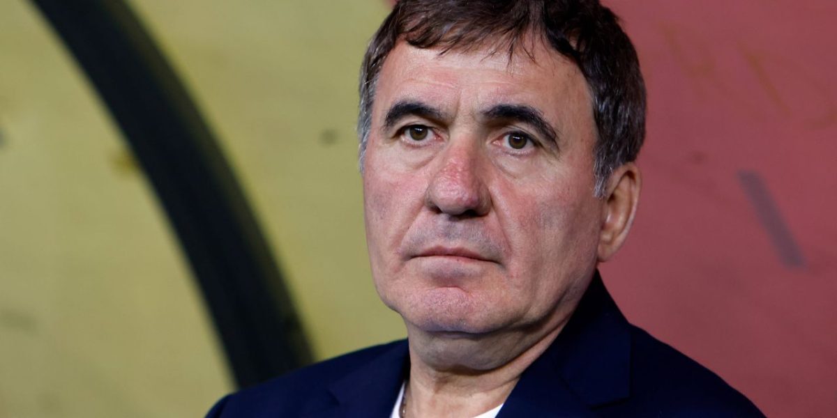 Hagi bulversează echipa pentru Polonia! Titularii sunt schimbați radical